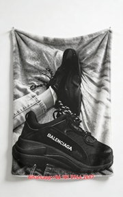 Balenciaga Sneaker Print Flannel Throw Blanket BA364